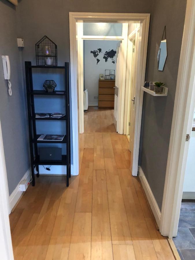 Stylish Apartment With Secure Parking Close To City Chester Eksteriør billede